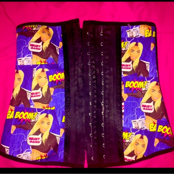 PreMadonna Waist Trainer SuperHero Edition Size Small - Picture 2 of 6